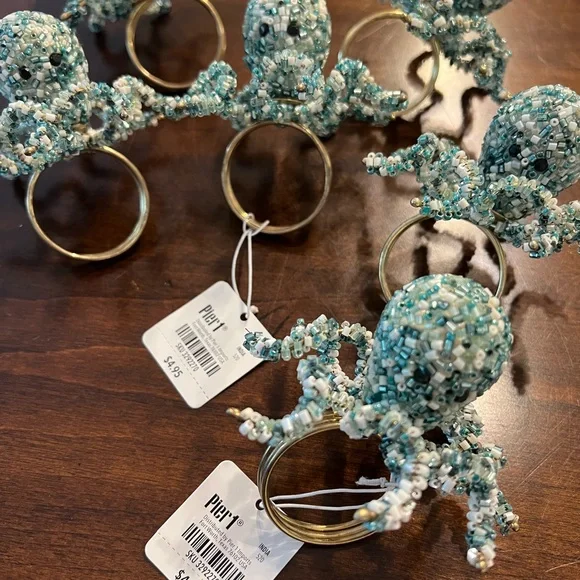 Pier 1 Green and White Beaded Octopus Napkin Rings (6) - Picture 4 of 4